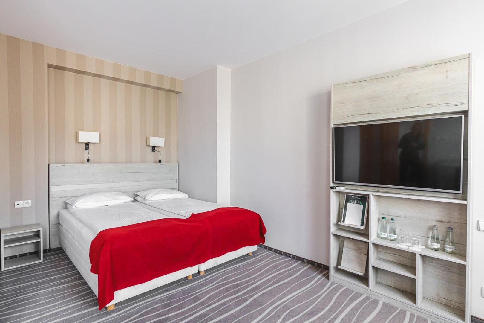 Hotel Akwawit Leszno  Exteriör bild